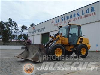 Volvo L 25 F 轮式装载机