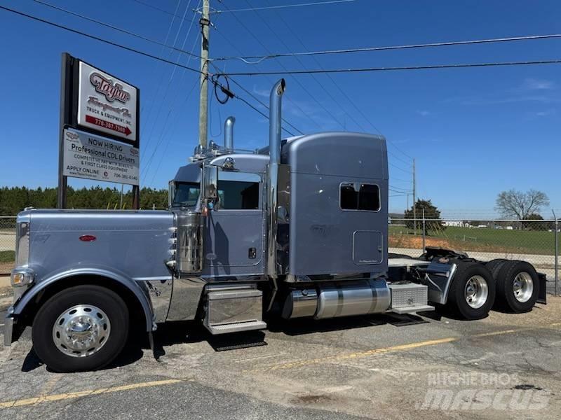 Peterbilt 389 牵引车
