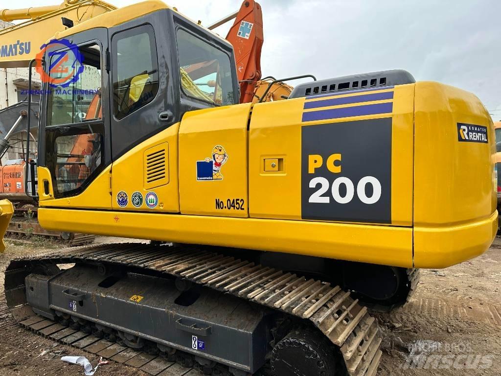 Komatsu PC 200-7 履带挖掘机