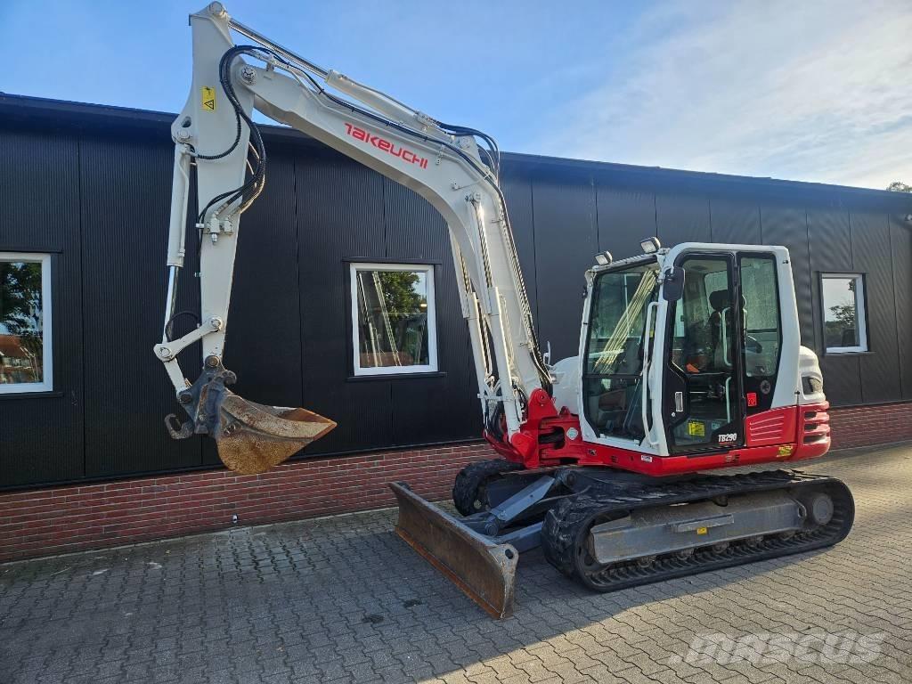 Takeuchi TB 290 中型挖掘机