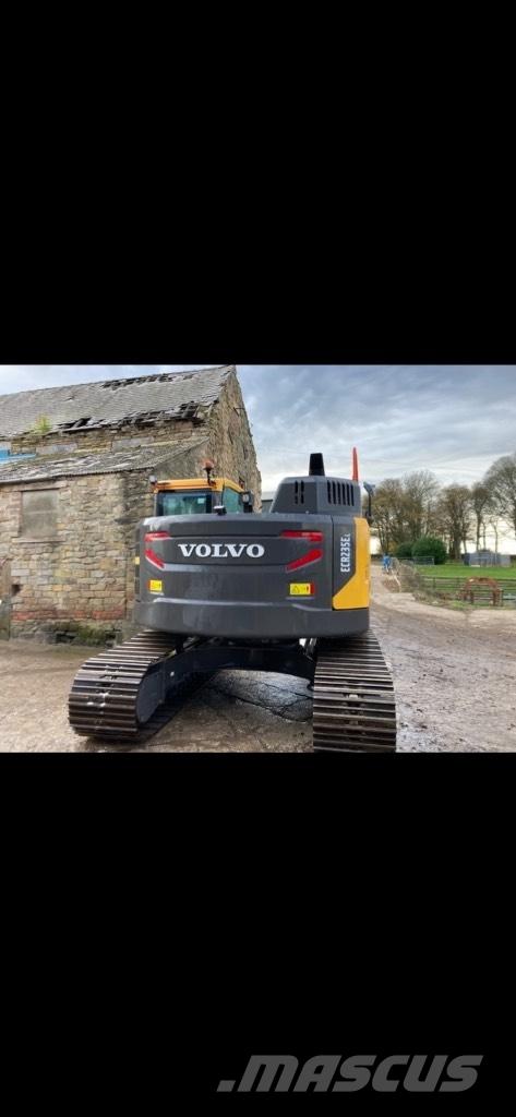 Volvo ECR 235 E 履带挖掘机