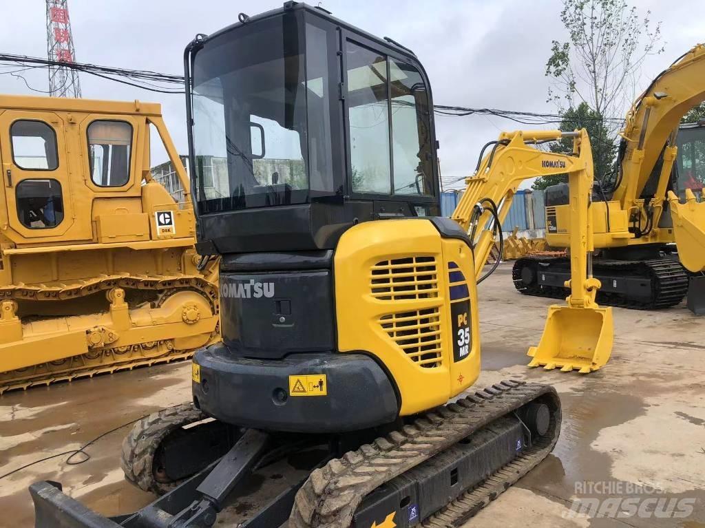 Komatsu PC 35 MR 小型挖掘机