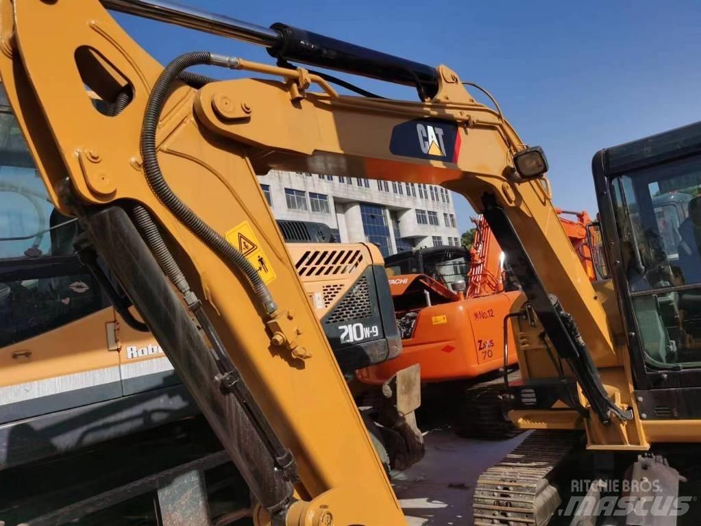 CAT 305.5E2 小型挖掘机