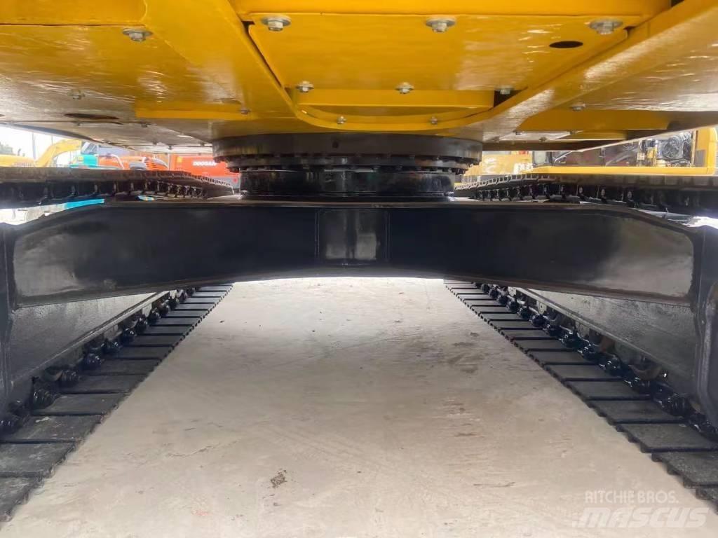 Komatsu PC 130 履带挖掘机