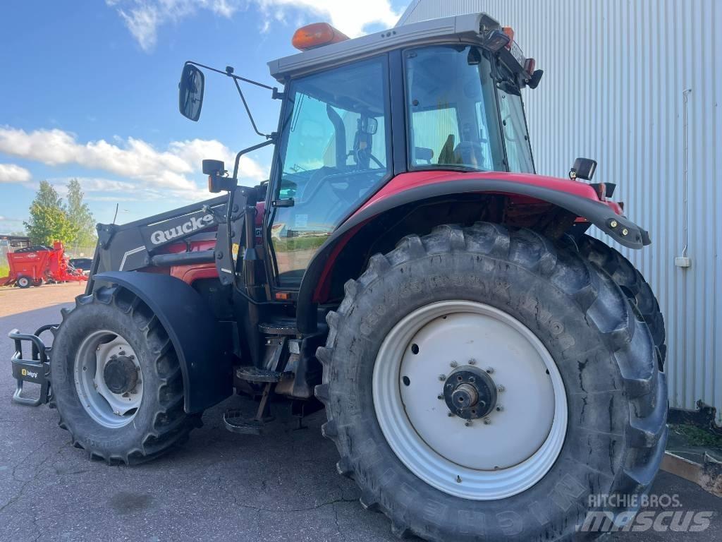 Massey Ferguson 8220 拖拉机/农用车