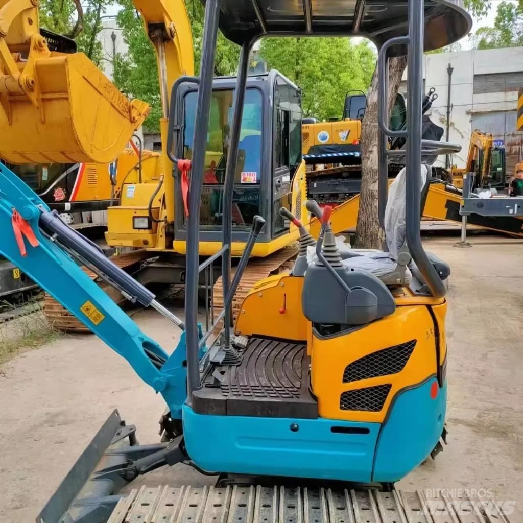Kubota U 15 小型挖掘机