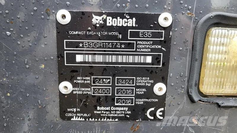 Bobcat E35 - 3500 KG 小型挖掘机