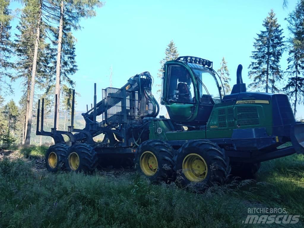 John Deere 1510 G 集运机