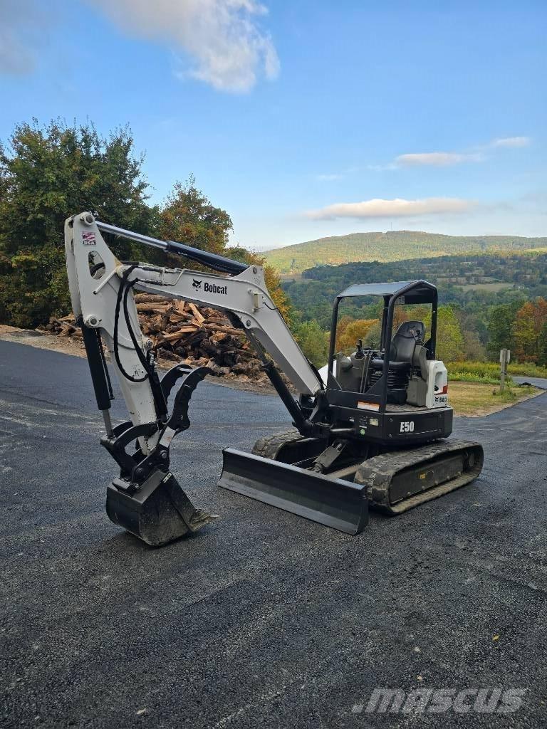 Bobcat E 50 小型挖掘机
