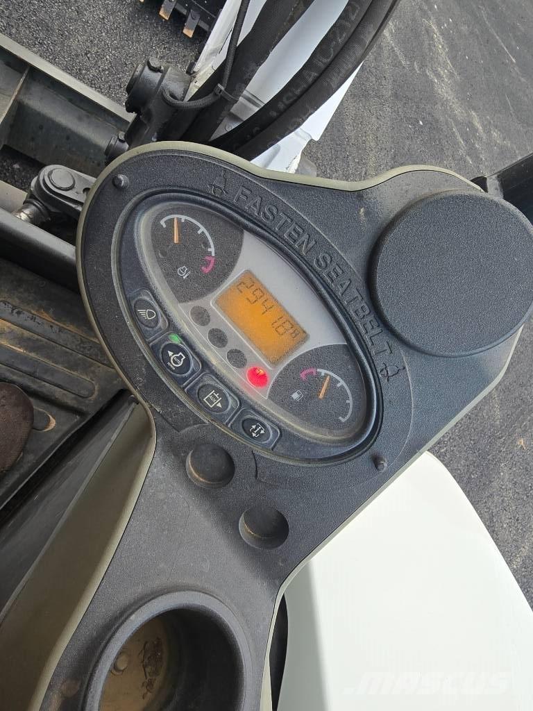 Bobcat E 50 小型挖掘机
