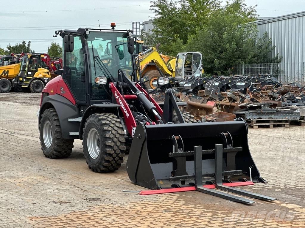 Yanmar V 7 轮式装载机