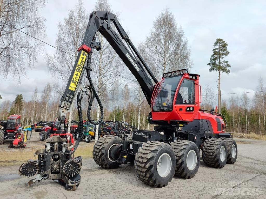Komatsu 901 XC 收割机