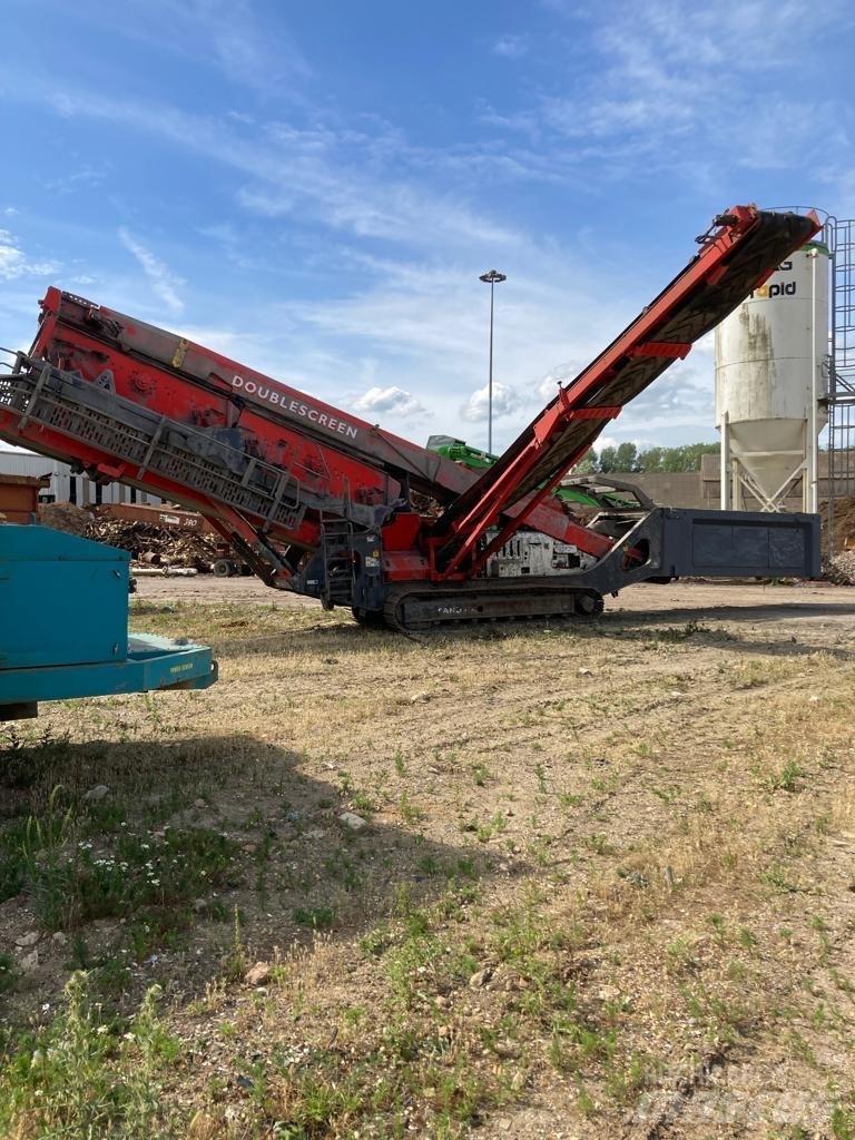 Sandvik QA 441 振动筛