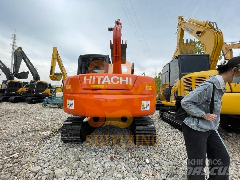 Hitachi ZX70 中型挖掘机