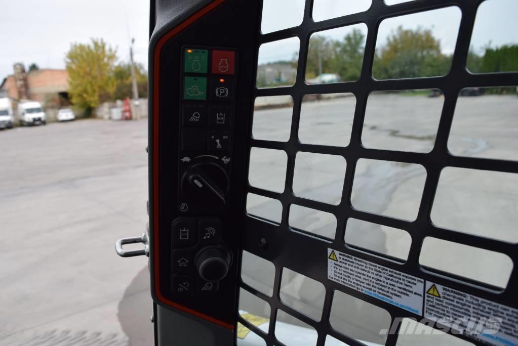 Bobcat S 64 滑移装载机