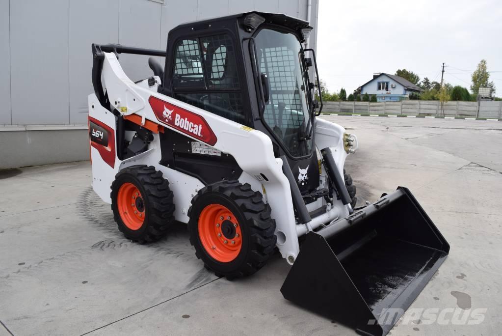 Bobcat S 64 滑移装载机