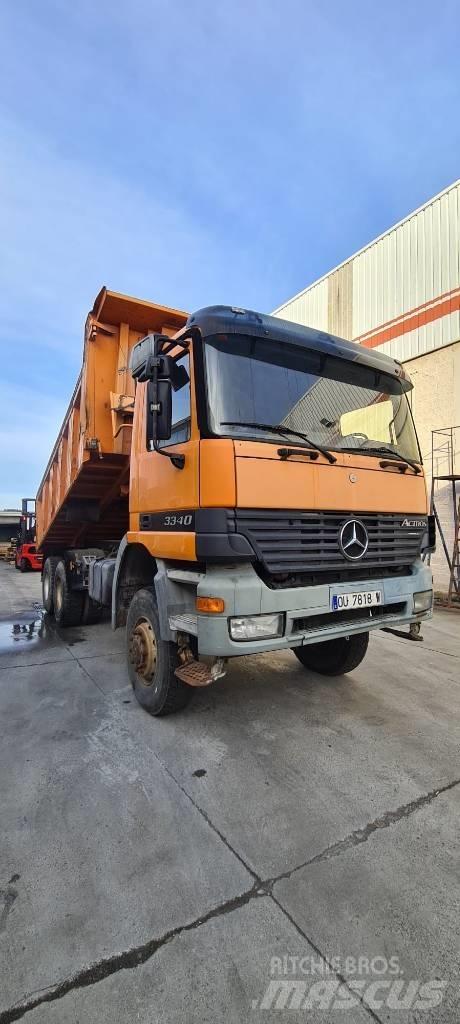 Mercedes-Benz 3340 自卸式货车