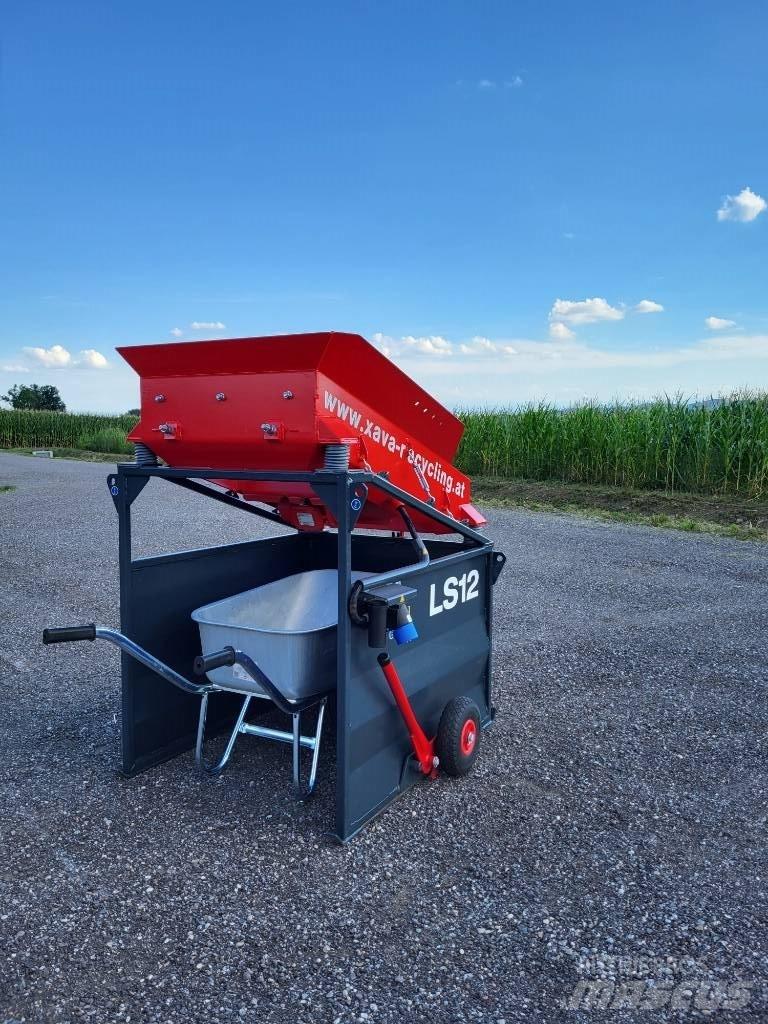 Xava Recycling LS12 移动式筛分机