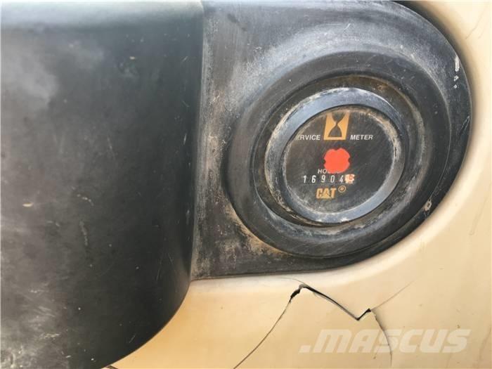 CAT 325 C 履带挖掘机