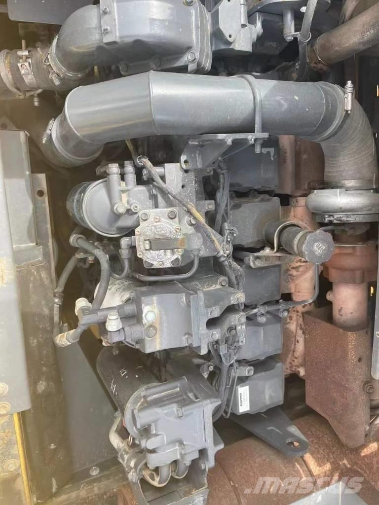 Komatsu PC 450-8 履带挖掘机