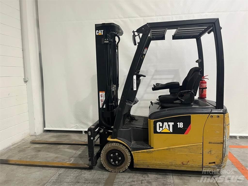  CMTPE 电动叉车