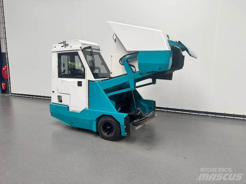 Tennant 800 扫地机