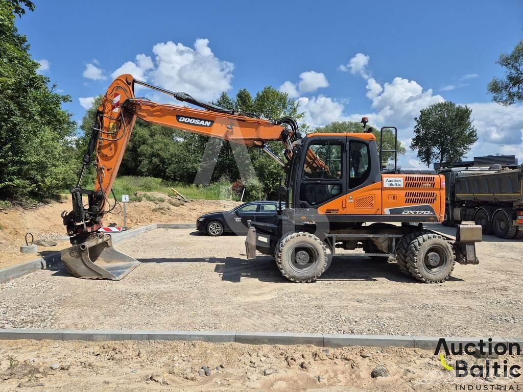 Doosan DX 170 W-5 轮式挖掘机