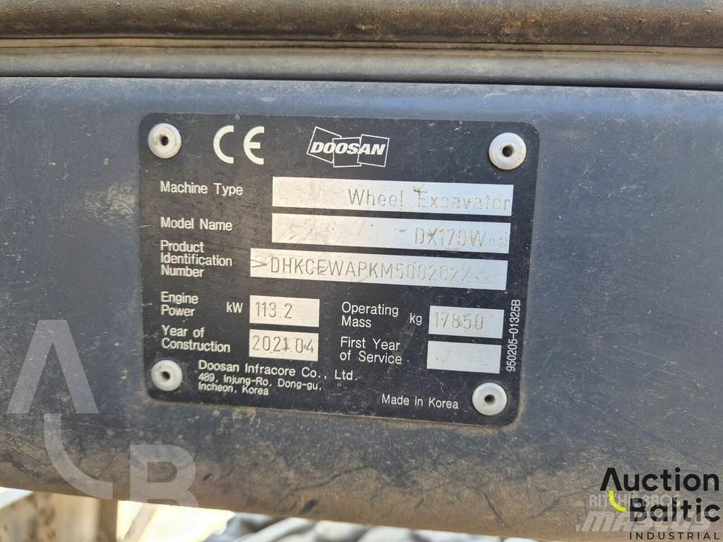 Doosan DX 170 W-5 轮式挖掘机
