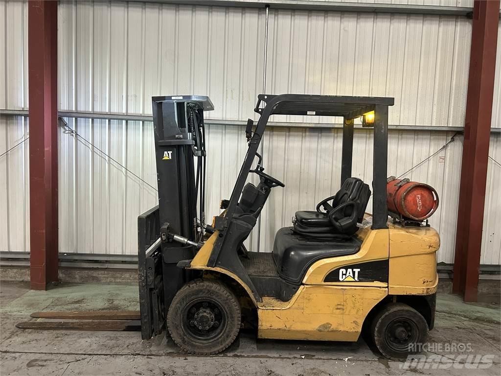 CAT GP25NT 天然气叉车