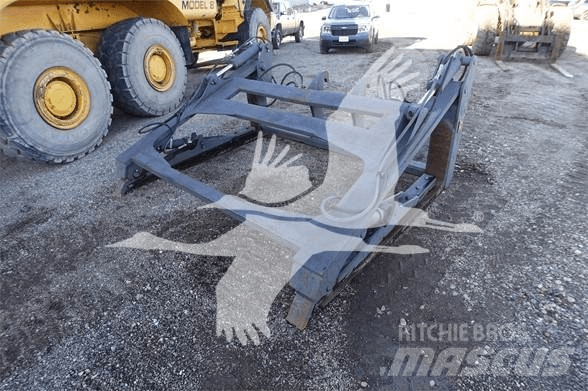 Bobcat 74 挖斗