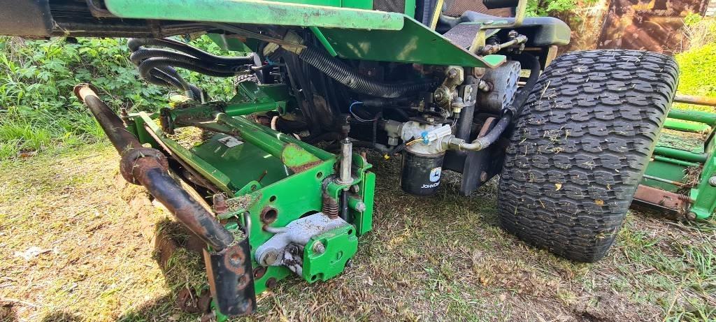 John Deere 2653 B 球道割草机