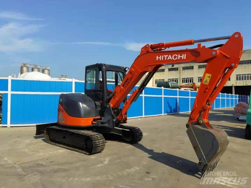 Hitachi ZX 65 小型挖掘机