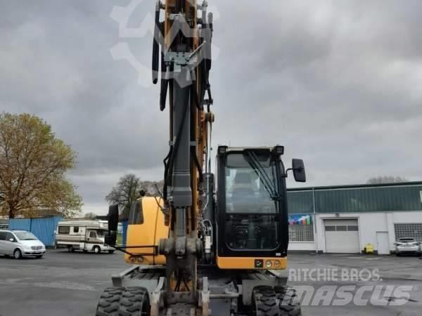 Liebherr A 920 轮式挖掘机