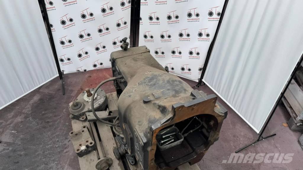 New Holland T 7 传动装置