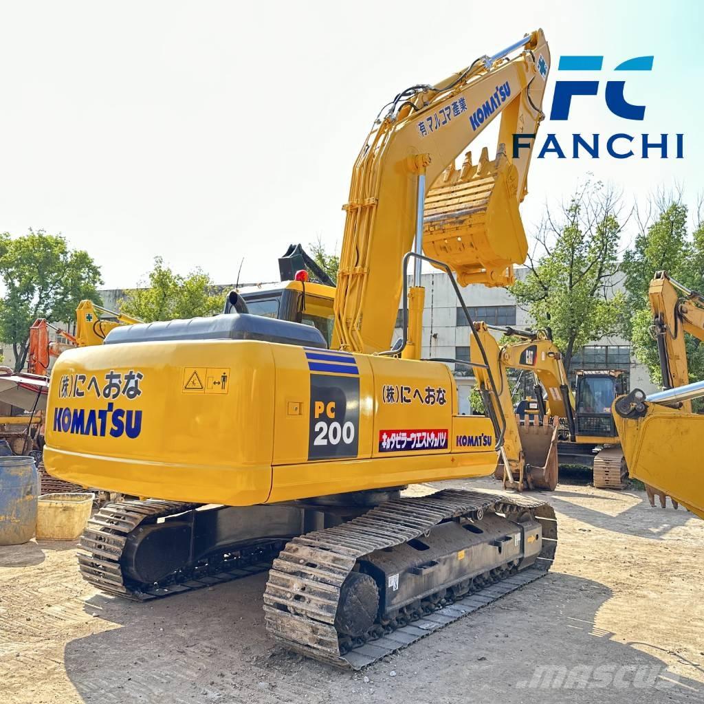 Komatsu PC 200 履带挖掘机