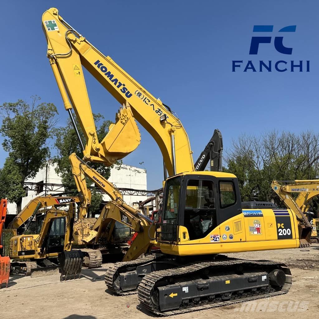 Komatsu PC 200 履带挖掘机