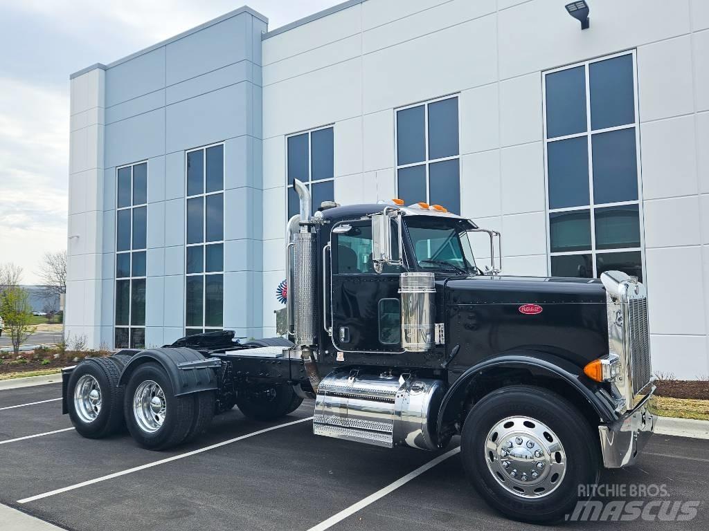 Peterbilt 379 牵引车
