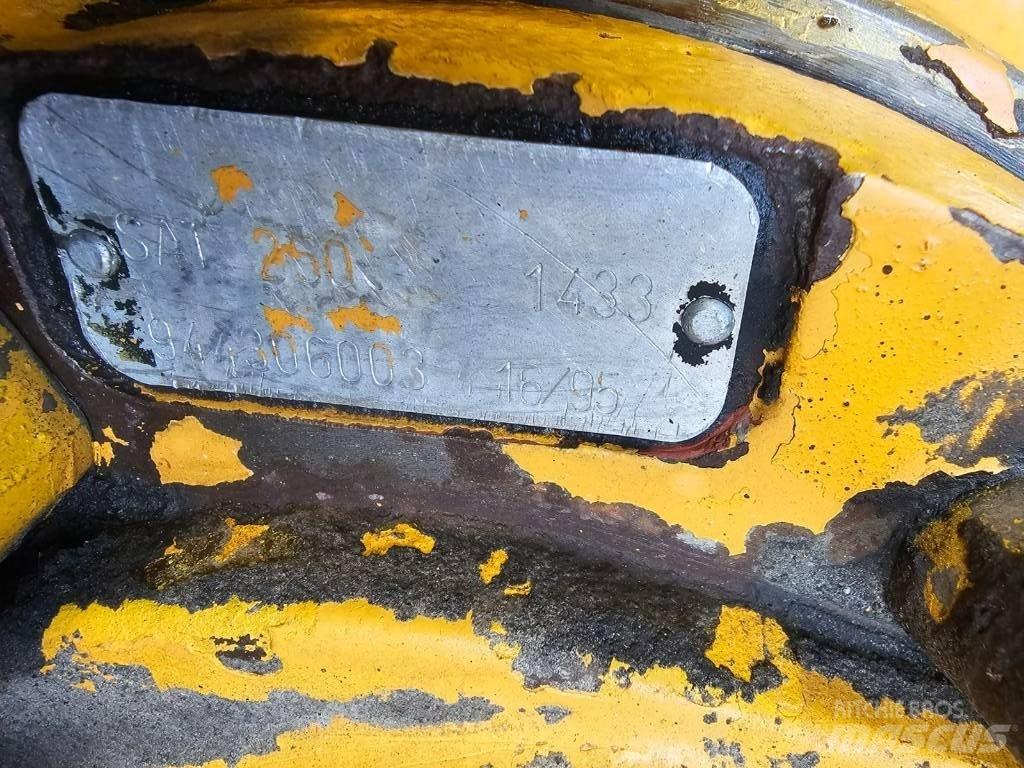 Liebherr SAT250 传动装置