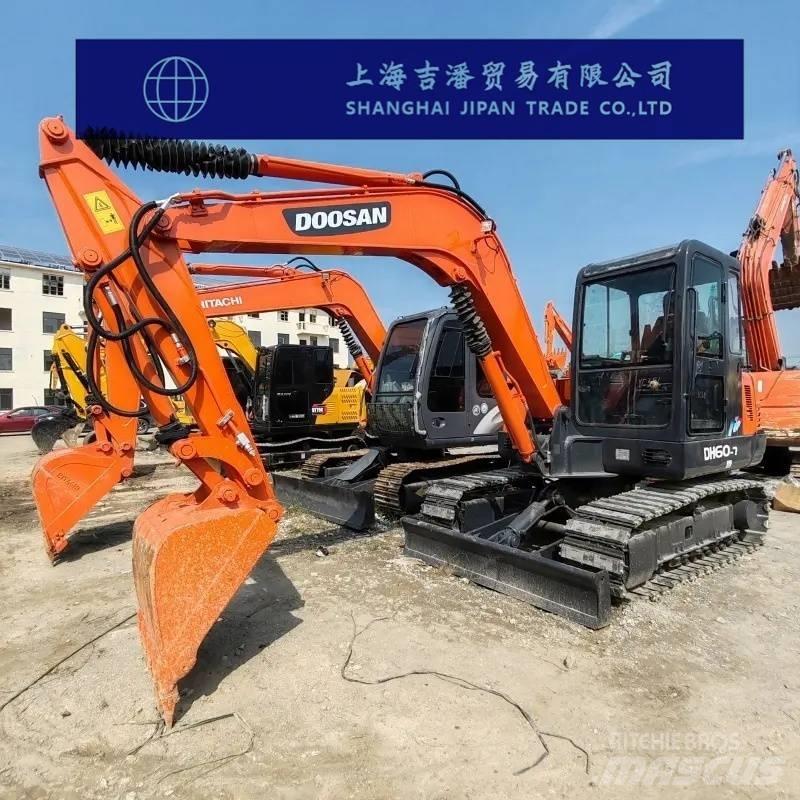 Doosan DH 60-7 小型挖掘机