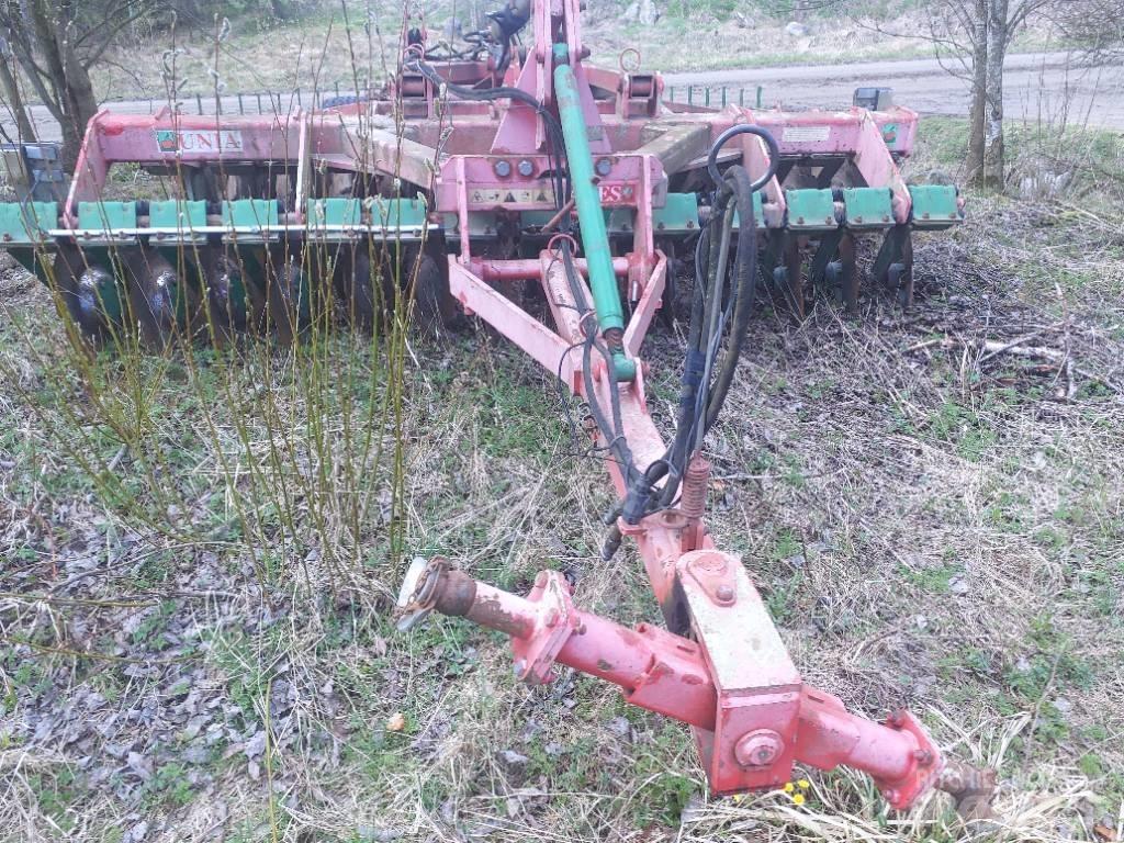 Unia Ares 40 TXXL 圆盘耙