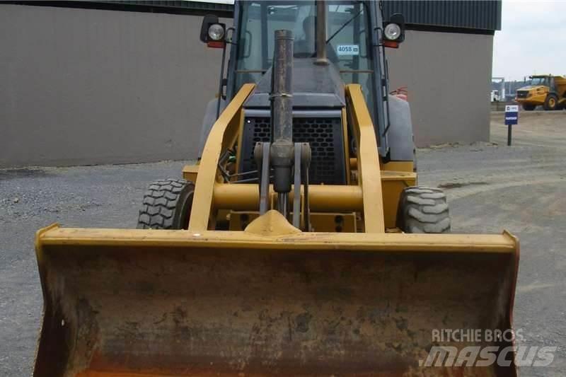 Bell 315SJ 4X4 反铲装载机