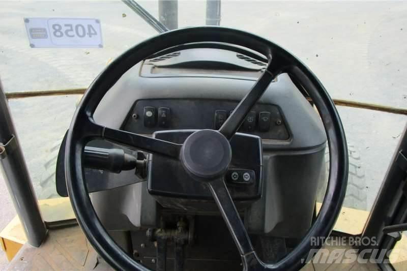 Bell 315SJ 4X4 反铲装载机