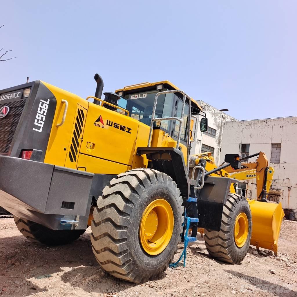 SDLG 956L 轮式装载机