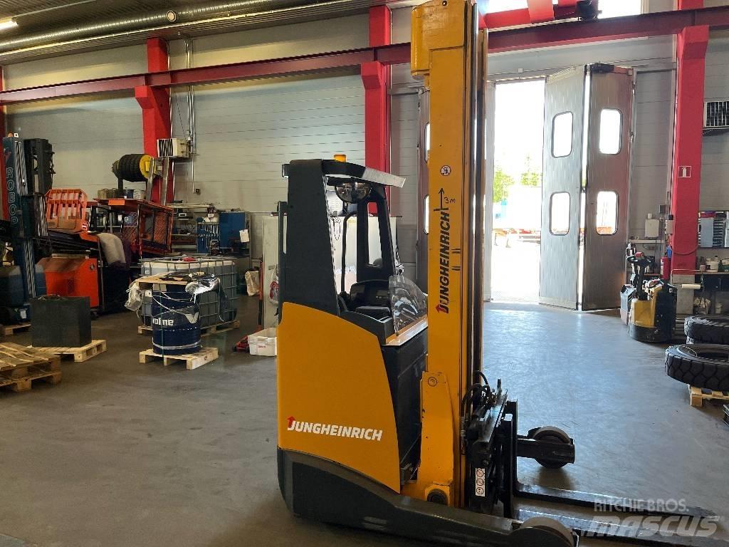 Jungheinrich ETV 216 前移式叉车
