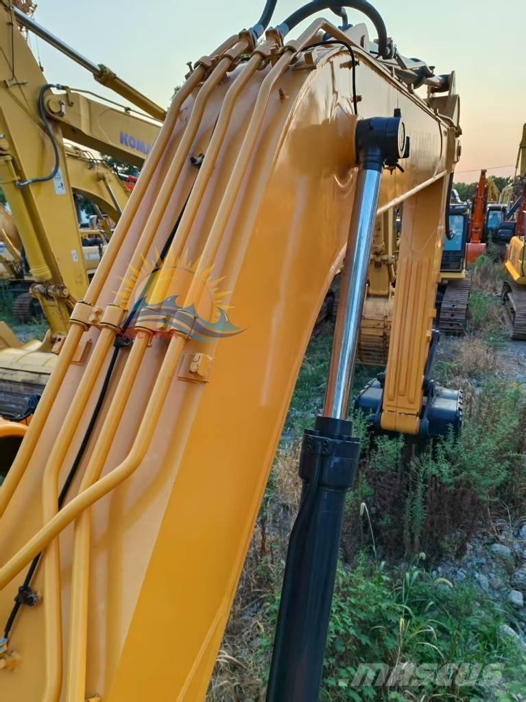 Hyundai R300LC-9S 履带挖掘机