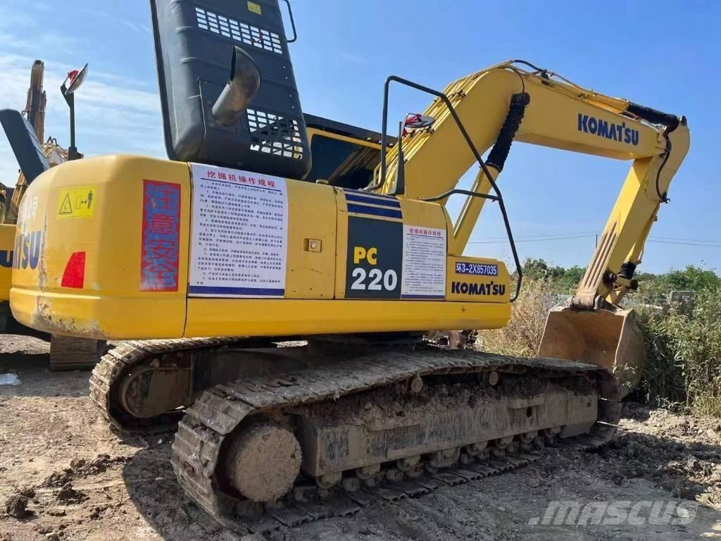 Komatsu PC 220-8 履带挖掘机