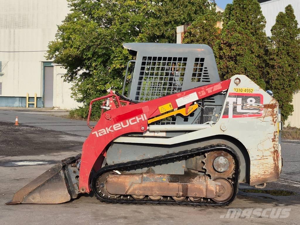 Takeuchi TL 8 滑移装载机