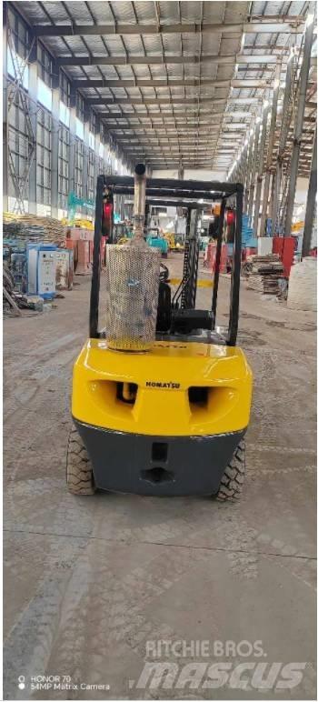 Komatsu FD 30 T-14 柴油叉车