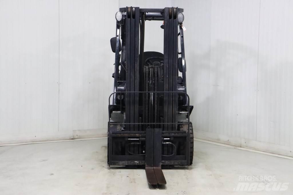 Nissan U1D2A20LQ 天然气叉车