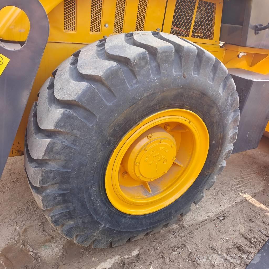 XCMG XS 203 J 单轮压路机